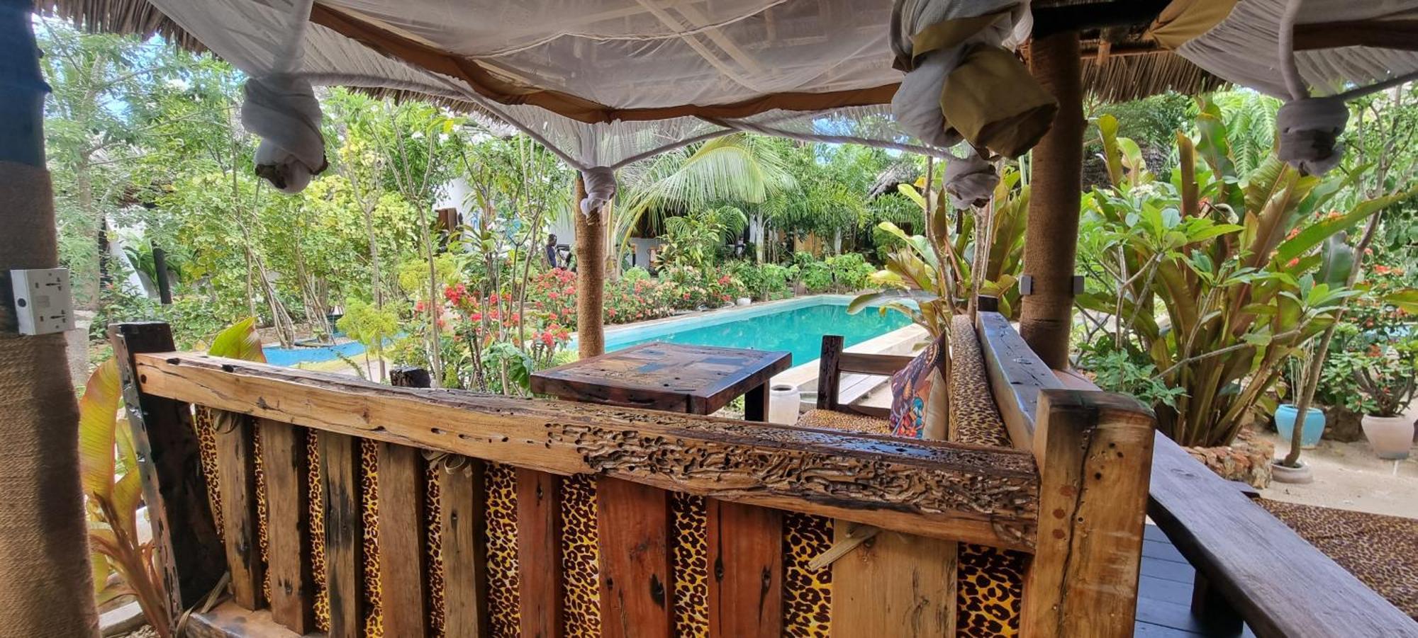 Salama & Mbuyuni Bungalows Матемве Экстерьер фото