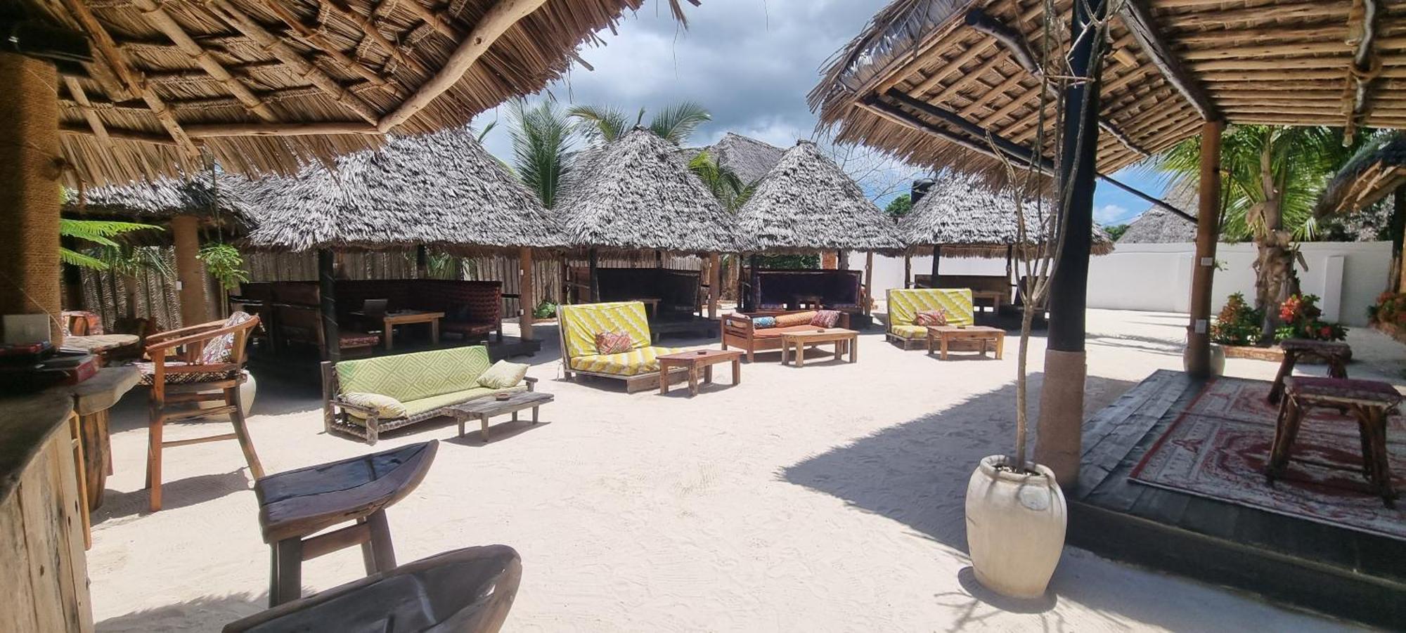 Salama & Mbuyuni Bungalows Матемве Экстерьер фото