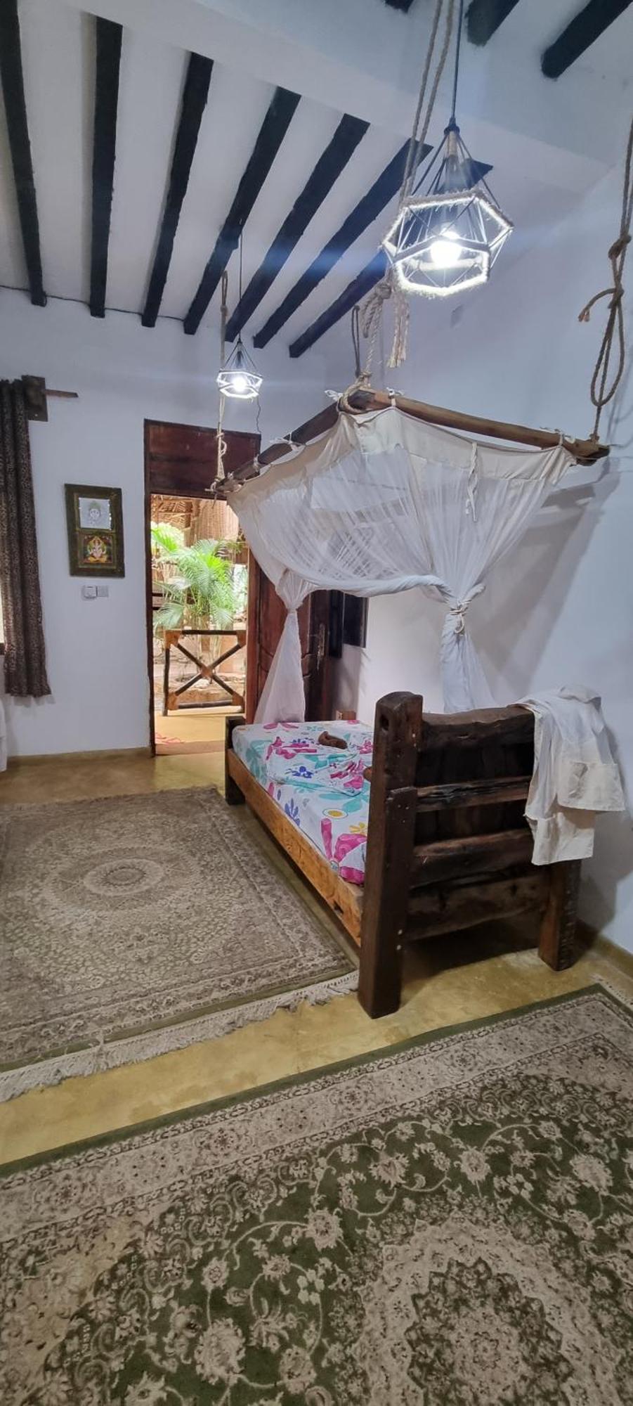 Salama & Mbuyuni Bungalows Матемве Экстерьер фото