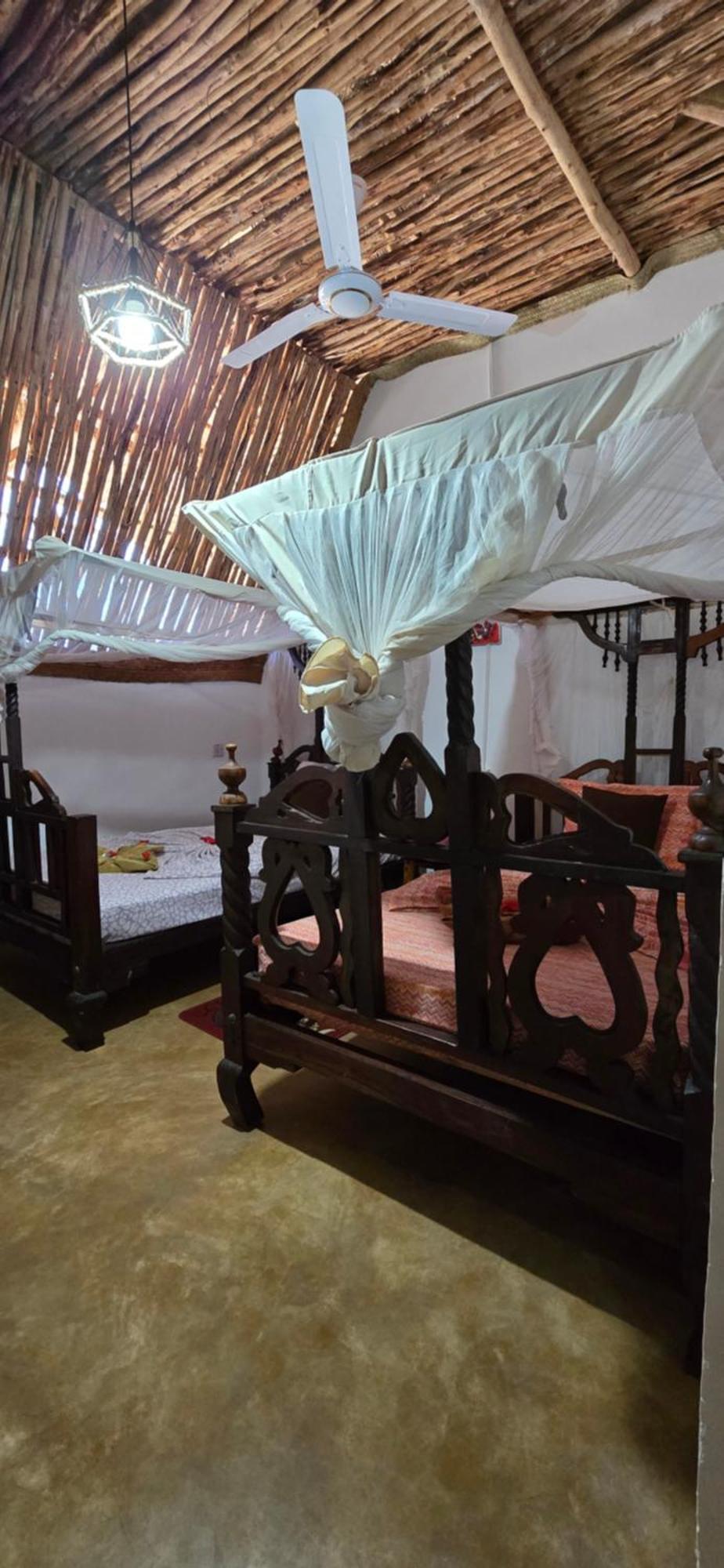 Salama & Mbuyuni Bungalows Матемве Экстерьер фото